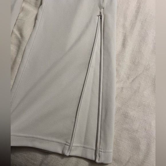 Lululemon Softstream High Rise pant - Picture 2 of 4